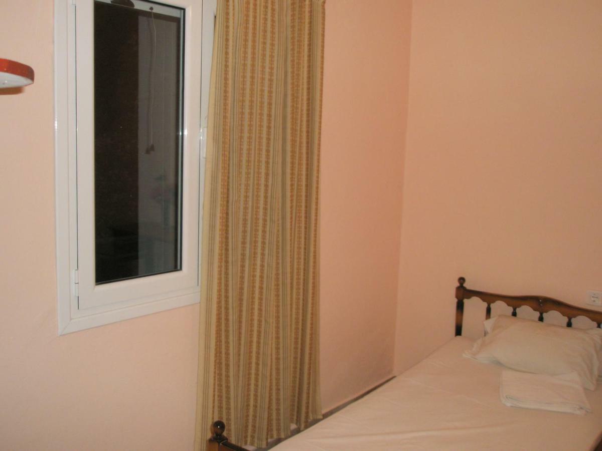 Aparthotel Faliraki Benitses (Corfu)